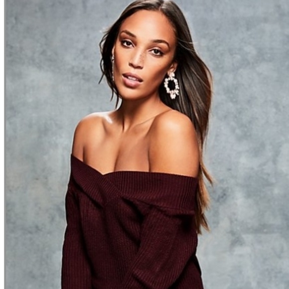 Off-The-Shoulder Sweater Sassy Burgundy XL - Picture 2 of 7